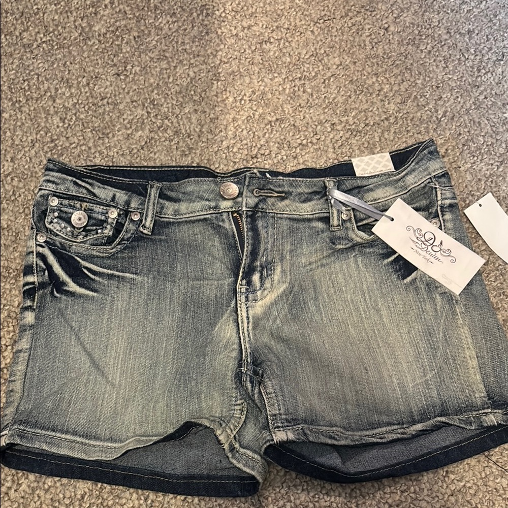 Macy's Blue Jean Shorts Classic Summer Style, NWT!!
